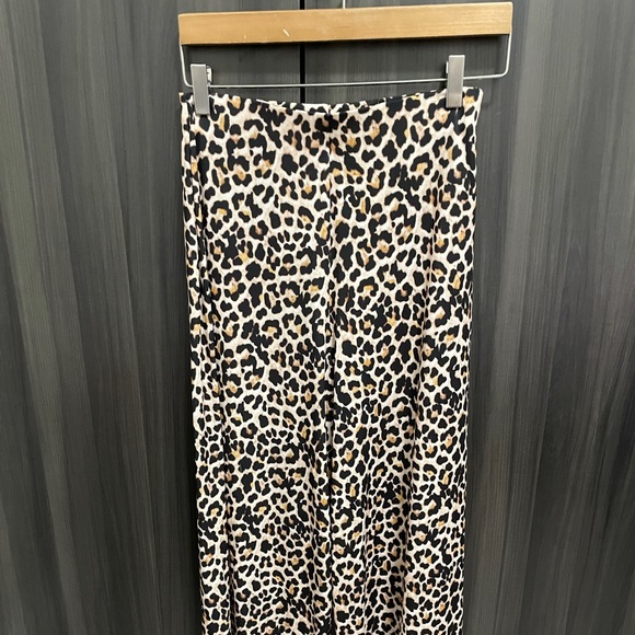 Zara leopard flowy pants - Picture 2 of 2